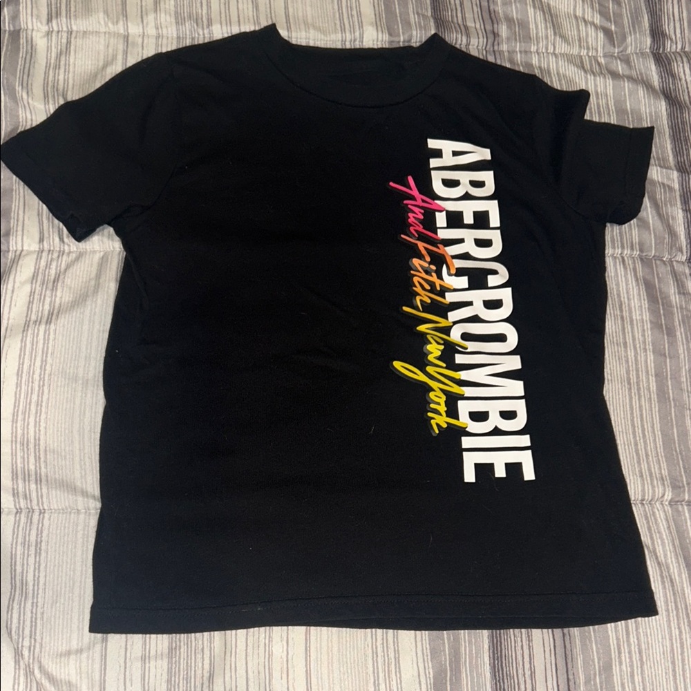 Abercrombie & Fitch Kids Black Tee with Colorful Logo size 7/8